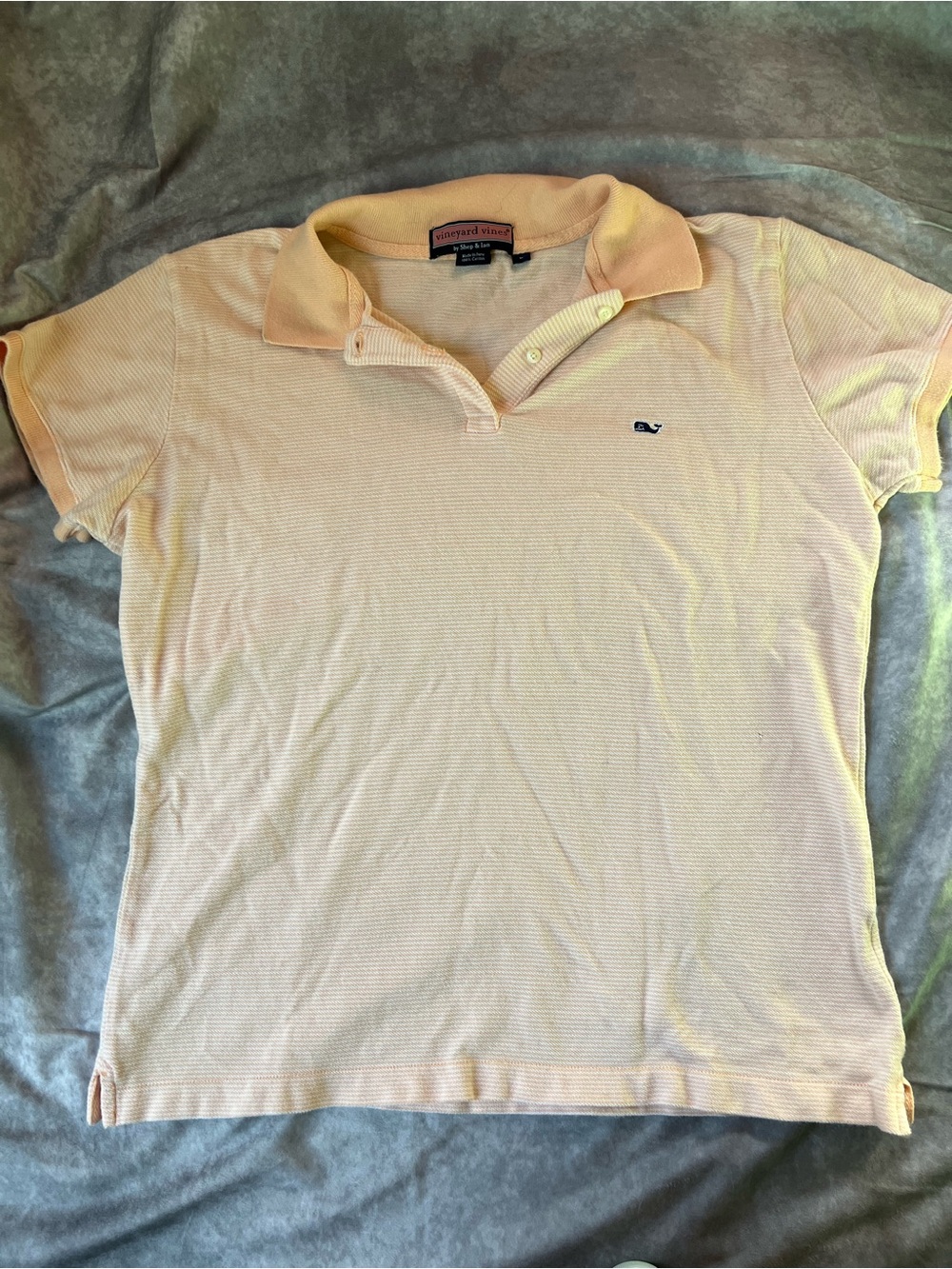 Vineyard vines collar button up tshirt